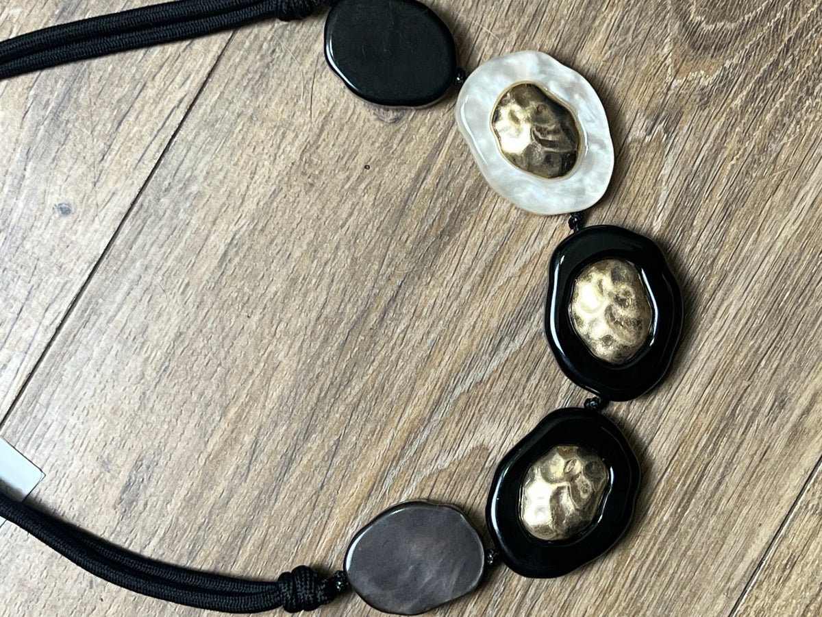 Collar | Onix & Gold