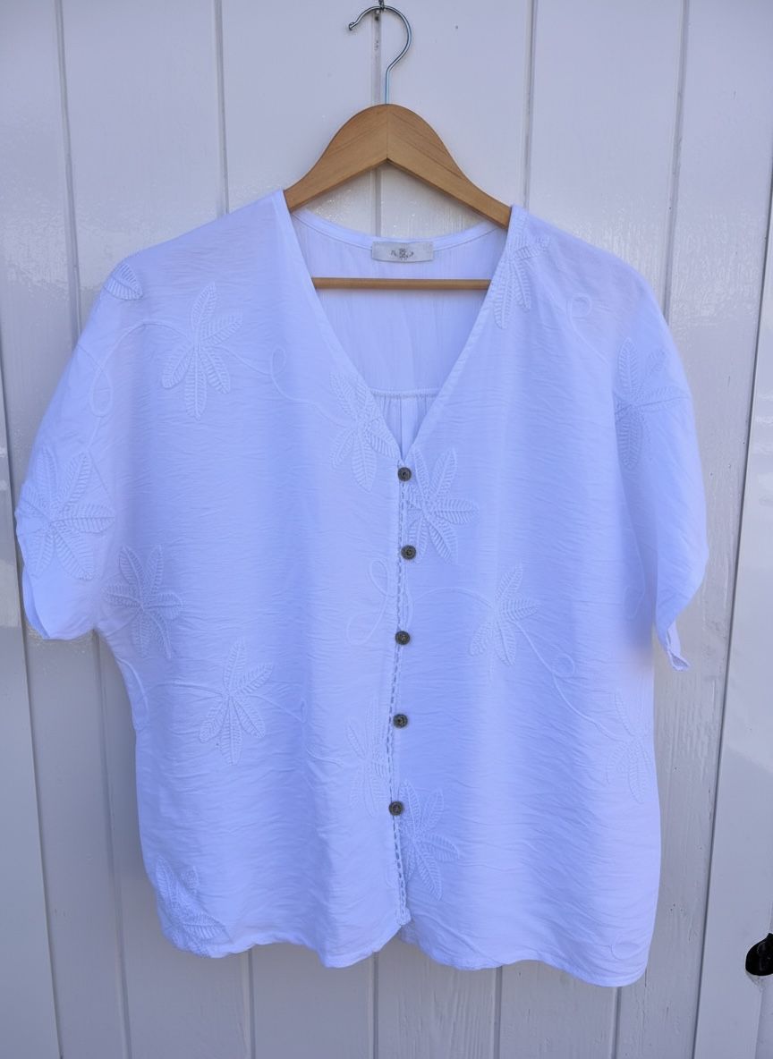Blusa Bordada | Detalle Floral