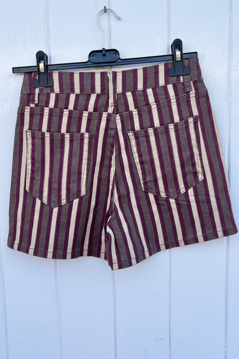 Short | Rayas
