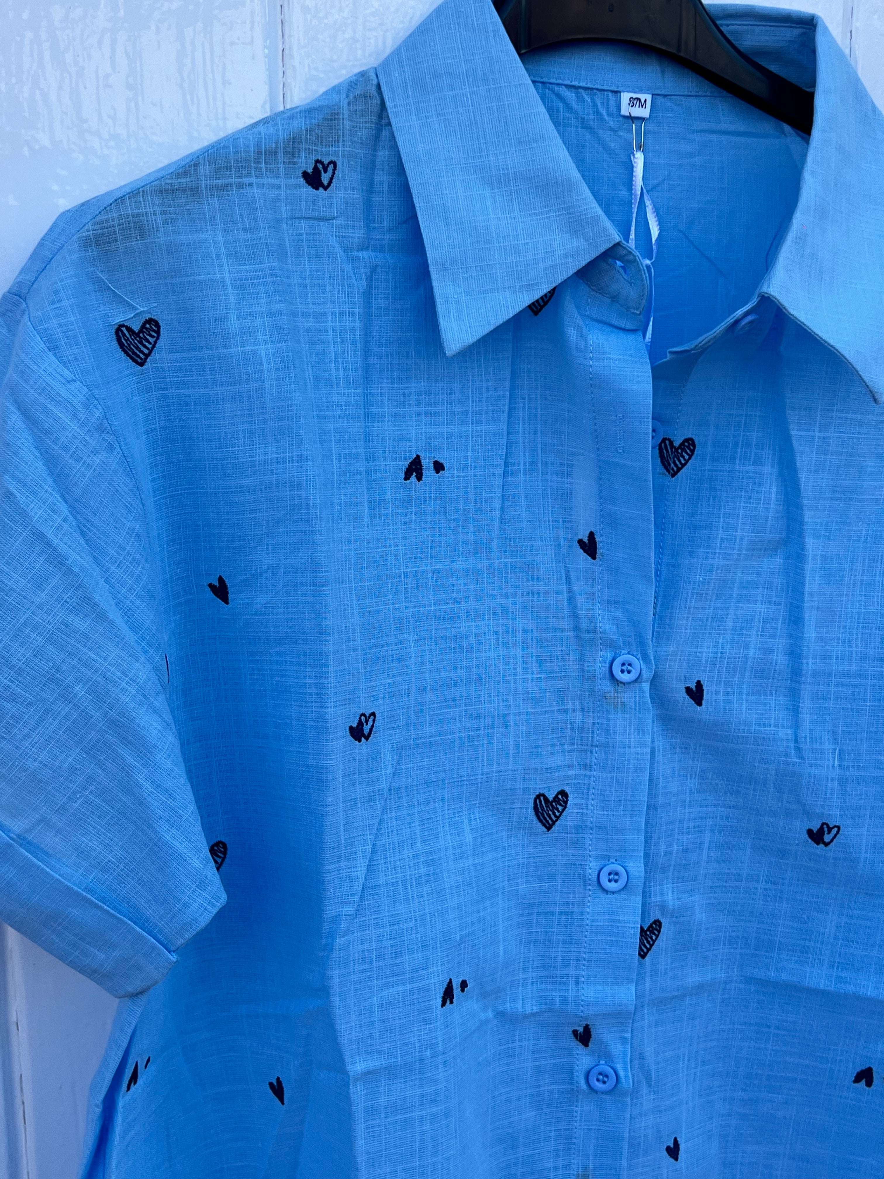 Camisa | corazones bordados