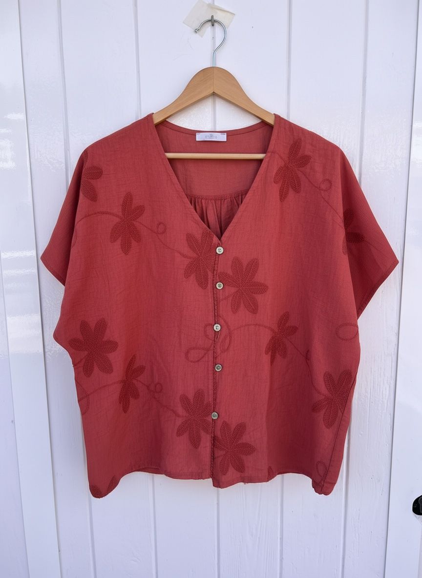 Blusa Bordada | Detalle Floral