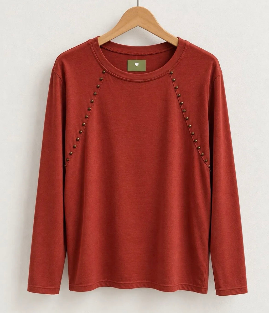 Camiseta | Tachuelas Hombros
