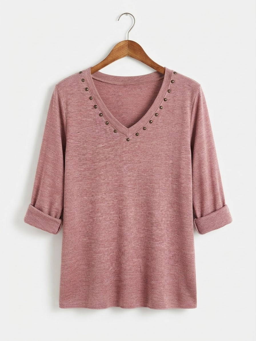 Camiseta Suave | Tachuelas Cuello Pico