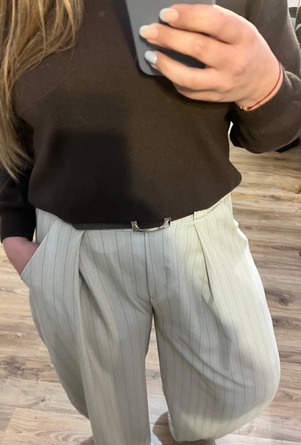 Pantalón fluido raya diplomática