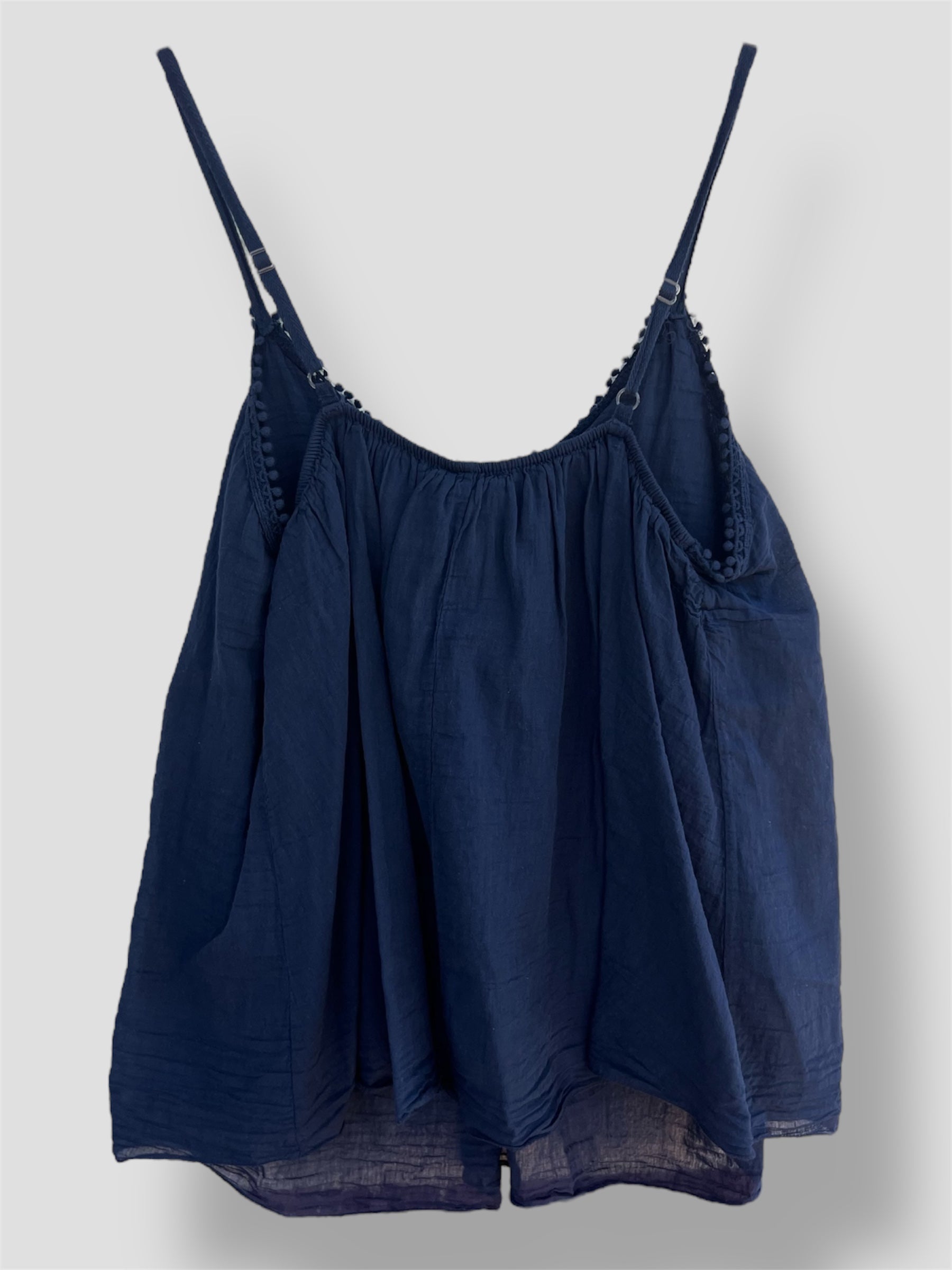Blusa algodón “bolitas” escote