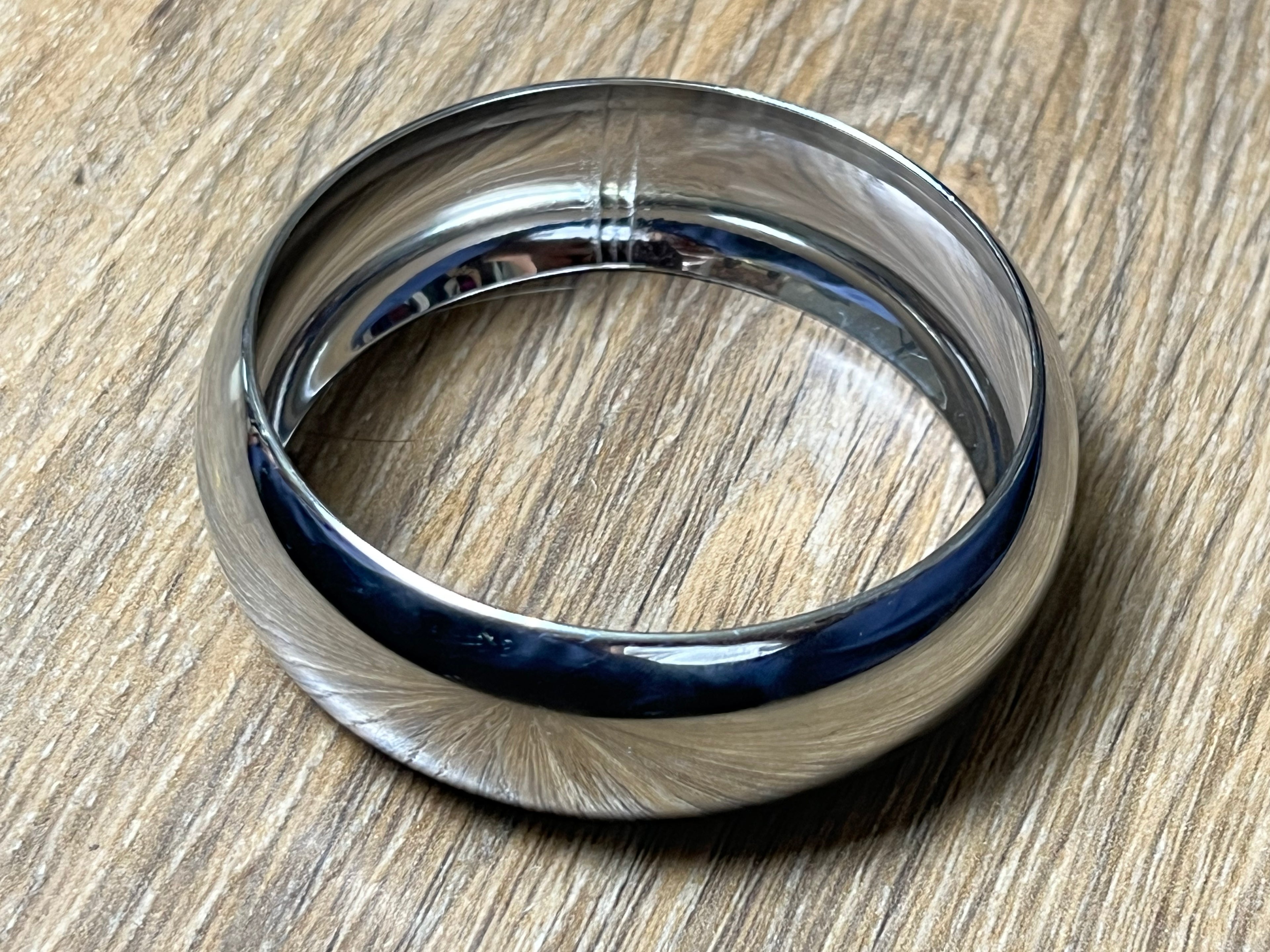 Pulseras  Metálicas | Acabado Pulido y Texturizado