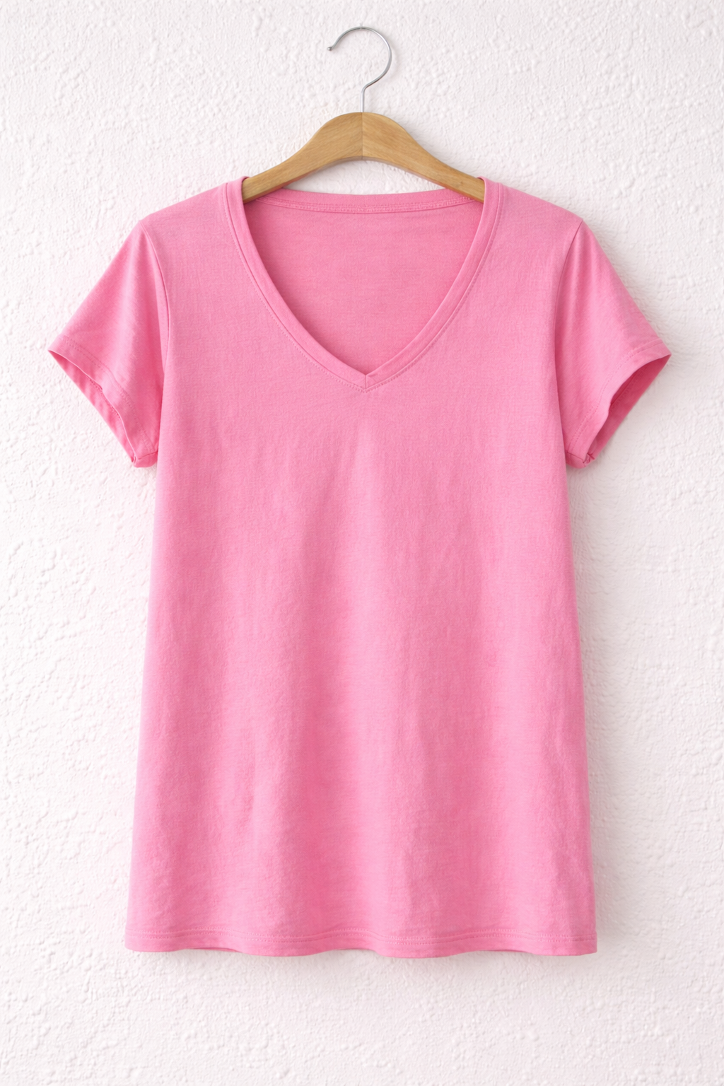 Camiseta manga corta cuello pico esencial
