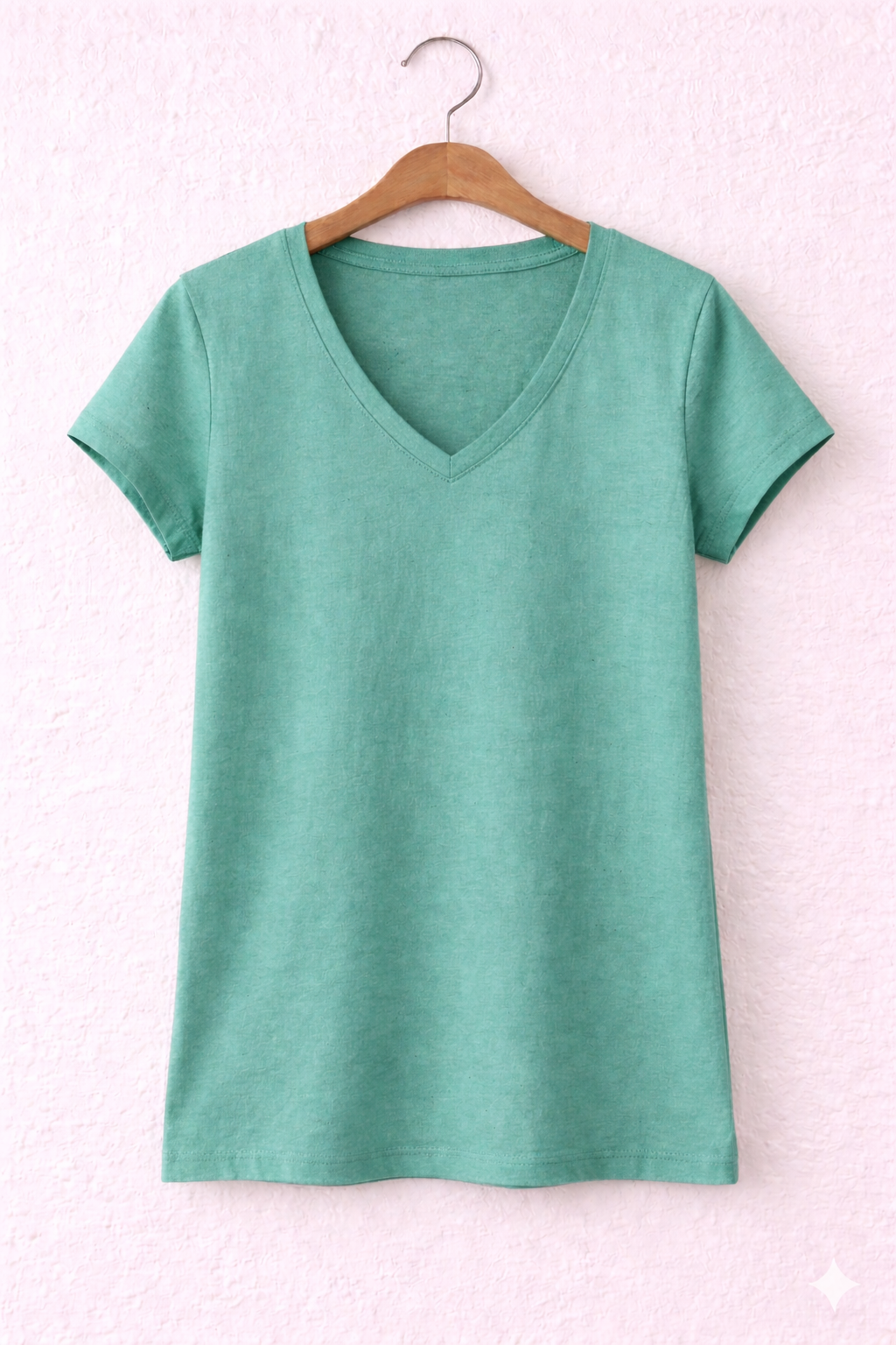 Camiseta manga corta cuello pico esencial
