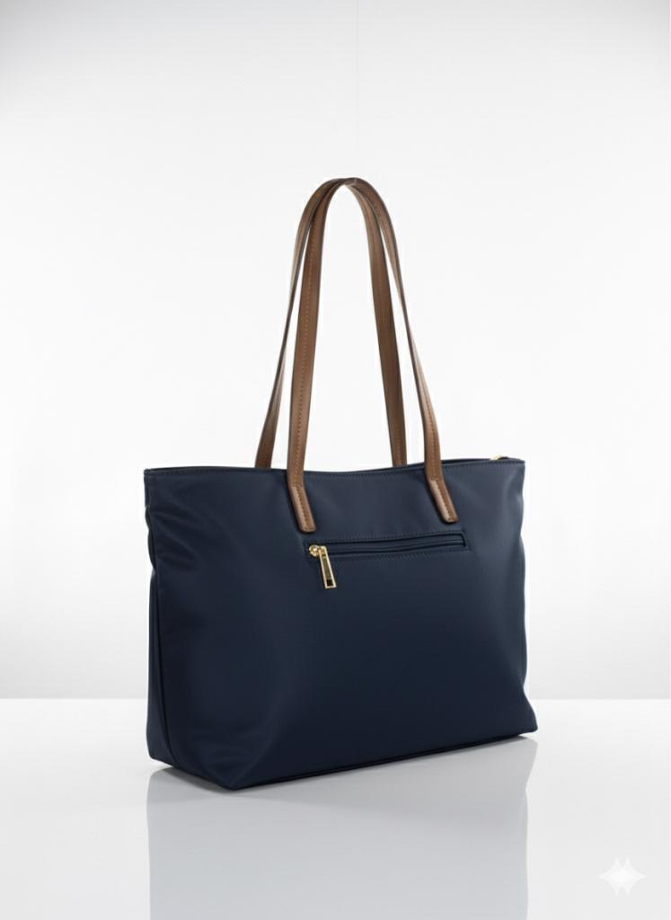 Bolso Tote Ligero y Borla