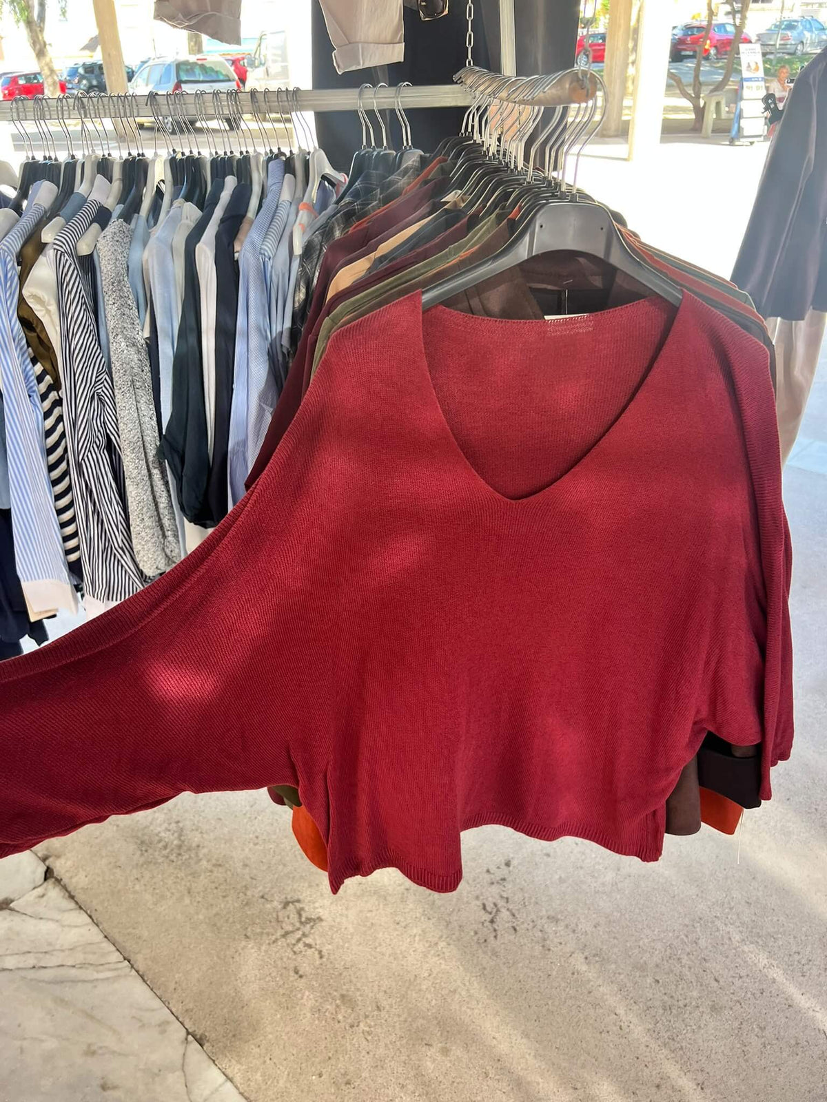 Jersey Punto Fino | Cuello en V Manga Murciélago