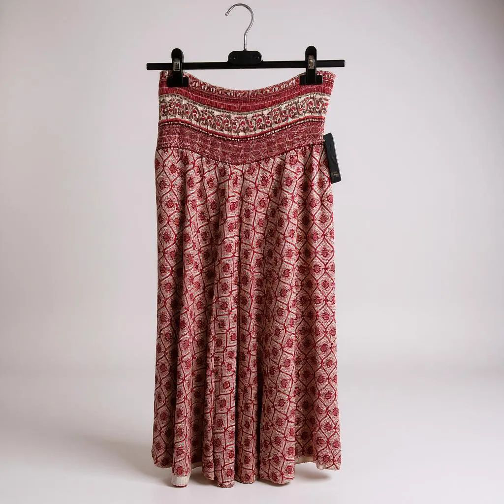 Pantalón efecto falda estampado étnico